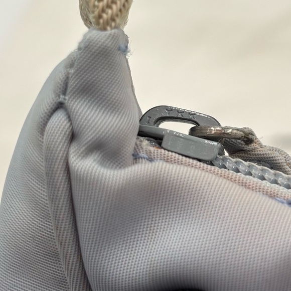 ❤️ Prada Vintage Mini Tessuto Hobo Nylon Bag A124M17#5 - Picture 10 of 15